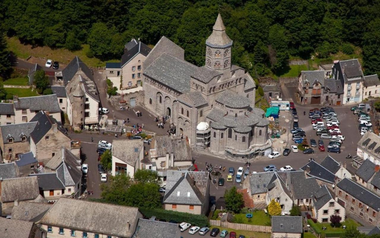 Rose, 4 Pers. Villa Saint Antoine, Orcival, Sancy Exterior foto